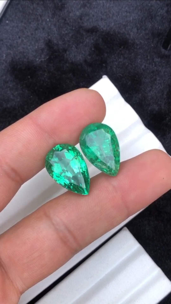 beautiful amazing gorgeous Green colour kunzite pairs Available for sale